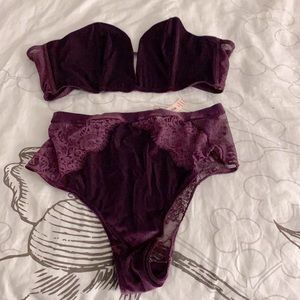 New VS PLUM set